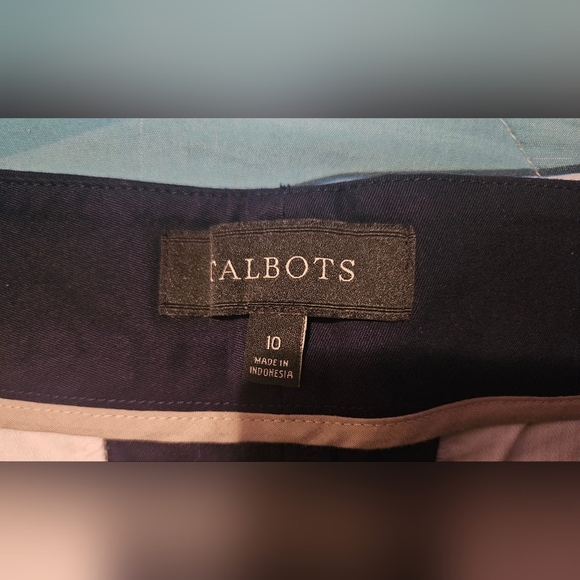 🩷Talbots Shorts Size 10 Color Black💜 - Picture 6 of 7